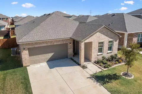 10305 Holycross Ln, Crowley, TX 76036