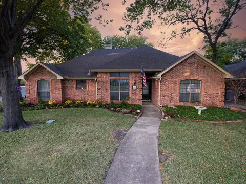 2057 Liverpool Dr, Plano, TX 75025