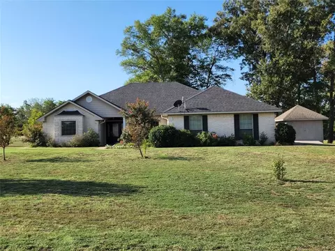 32 County Road 1216, Pittsburg, TX 75686