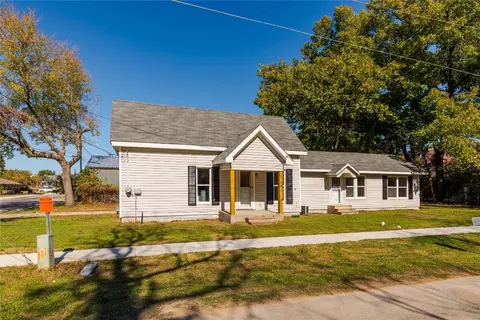 100 E Division, Pilot Point, TX 76258 photo 20