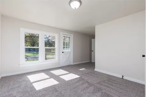 100 E Division, Pilot Point, TX 76258 photo 3