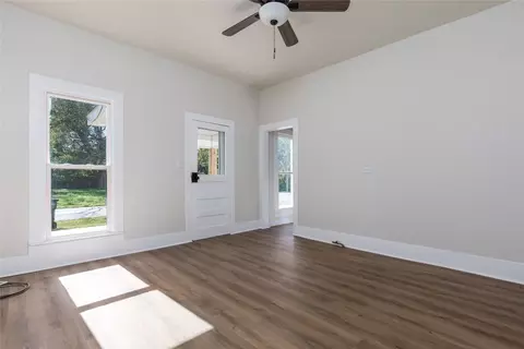 100 E Division, Pilot Point, TX 76258 photo 9