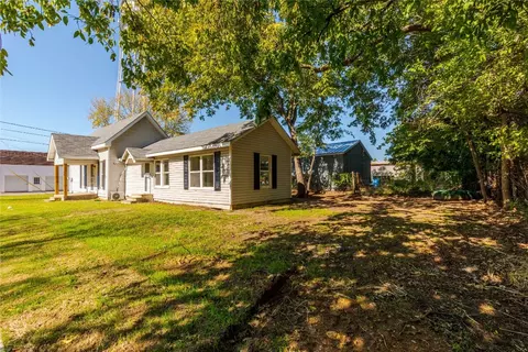 100 E Division, Pilot Point, TX 76258 photo 19