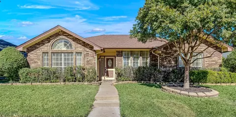 2305 Lancecrest Dr, Garland, TX 75044