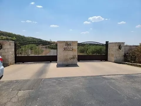 1009 Raven Cir, Graford, TX 76449
