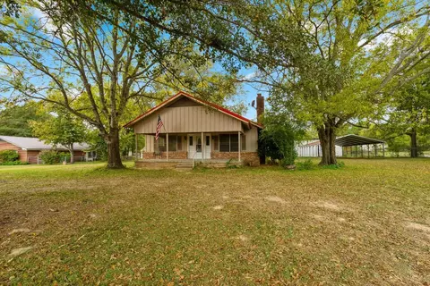 303 N Ceentral Ave, Marietta, TX 75566