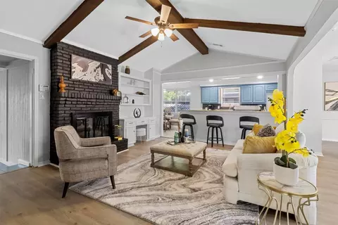 3913 Greensboro Cir, Garland, TX 75041
