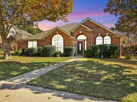 7518 Naples Ln, Frisco, TX 75035