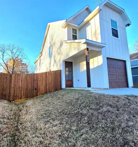 912 W Baker St, Denison, TX 75020