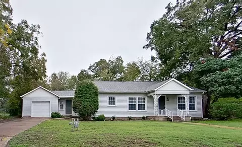 8207 Delmar St, White Settlement, TX 76108