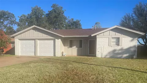 5318 Llano St, Abilene, TX 79605