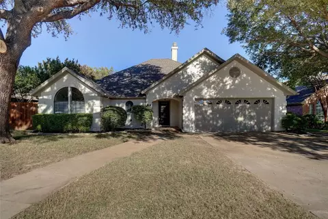 46 Cimarron Dr, Trophy Club, TX 76262