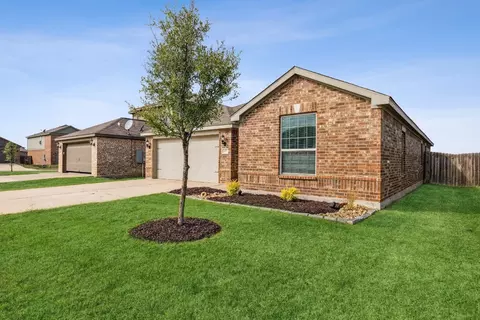217 Kennedy Dr, Venus, TX 76084