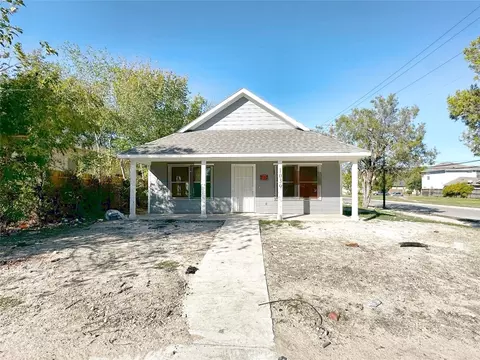 1039 Stella St, Fort Worth, TX 76104