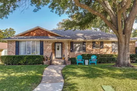 10939 Fernald Ave, Dallas, TX 75218