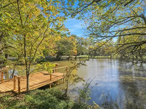 1504 Land Fall Cir, Bartonville, TX 76226