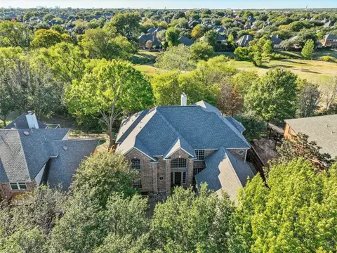 9613 Saint Annes Dr, Plano, TX 75025