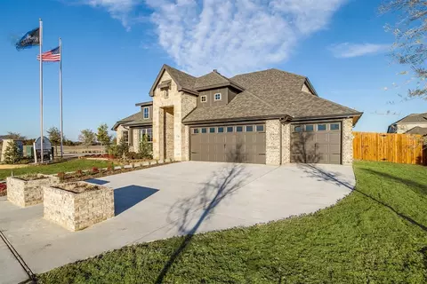 1736 Upland Rd, Waxahachie, TX 75165