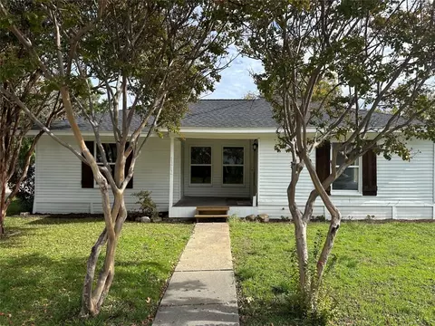 1212 N Bradley St, Mckinney, TX 75069