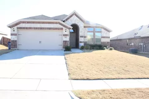 4803 Joshua Dr, Sanger, TX 76266