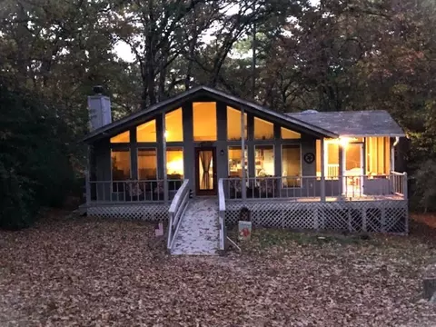 156 Primrose Cv, Holly Lake Ranch, TX 75765