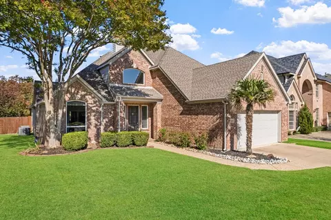 3524 Boxwood Dr, Grapevine, TX 76051