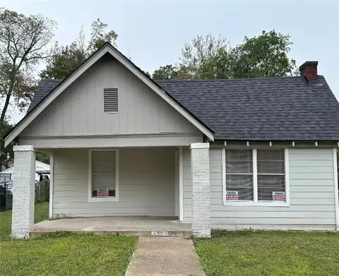 2415 Idaho Ave, Dallas, TX 75216