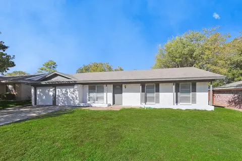 415 Southmoor Dr, Arlington, TX 76010
