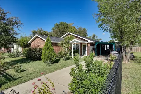 3423 Pueblo St, Dallas, TX 75212
