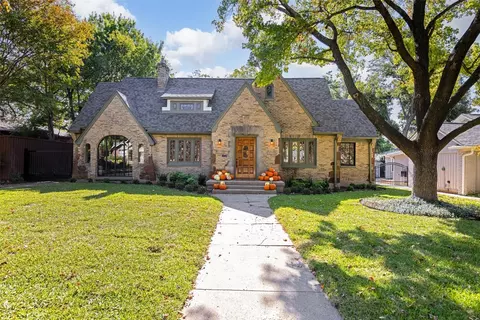 5740 Mercedes Ave, Dallas, TX 75206
