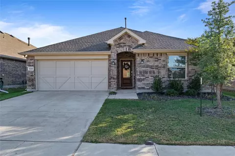 6202 Halton Dr, Aubrey, TX 76227