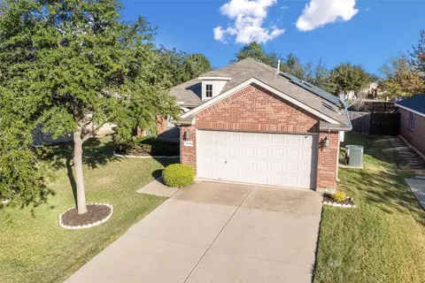 6120 Dream Dust Dr, North Richland Hills, TX 76180