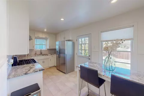 3250 Binyon Ave, Fort Worth, TX 76133