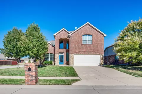 212 Thoroughbred St, Waxahachie, TX 75165