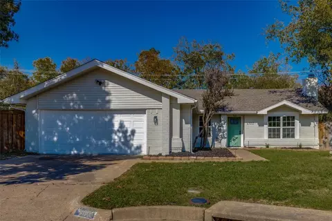 4102 Devon Ct, Grand Prairie, TX 75052