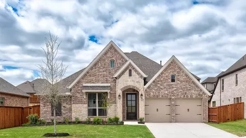 713 Pony Foot Dr, Oak Point, TX 75068
