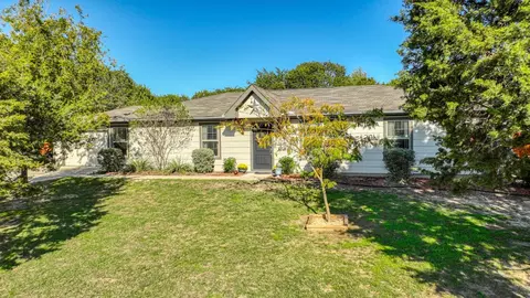157 Cedar Ridge Dr, Weatherford, TX 76087