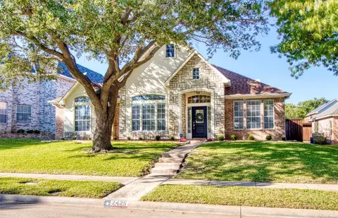2425 London Dr, Plano, TX 75025