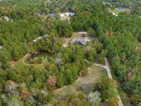 606 Mountainview Rd, Lufkin, TX 75904
