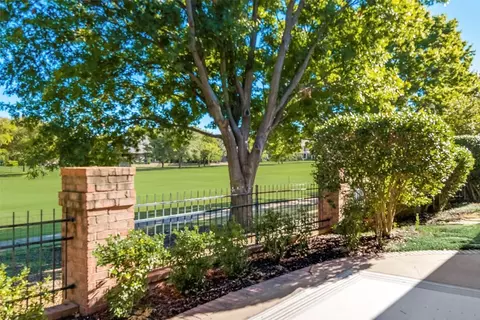 5803 Bridge Point Dr, Mckinney, TX 75072