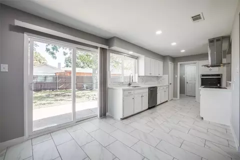 5914 Mark Ln, Rowlett, TX 75089 photo 13