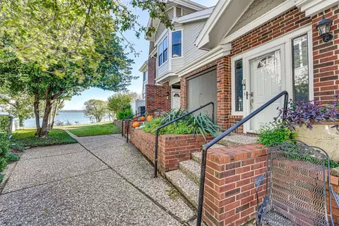 9949 Waterfront Trl, Rockwall, TX 75087
