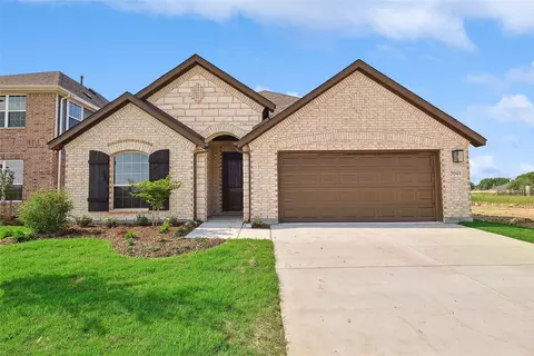 5049 Hitching Post Dr, Crowley, TX 76036