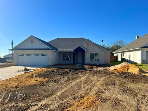 314 E Lloyd St, Krum, TX 76249