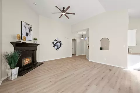 12829 Dorset Dr, Fort Worth, TX 76244
