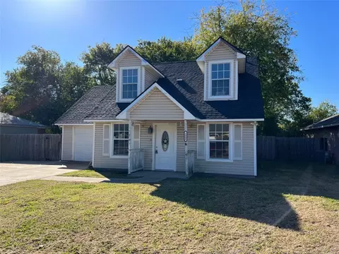 1008 N Brents Ave, Sherman, TX 75090