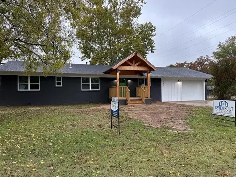 205 Humphries St, Edgewood, TX 75117