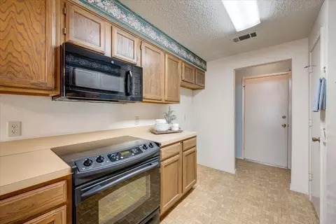 1712 Chittam Dr, Euless, TX 76039 photo 14