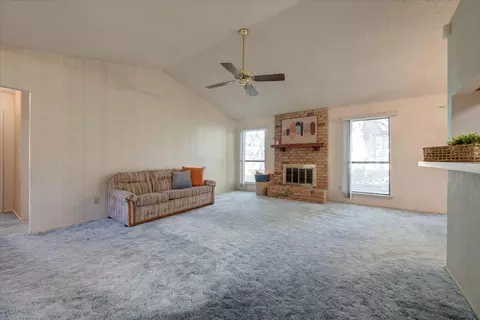 1712 Chittam Dr, Euless, TX 76039 photo 8