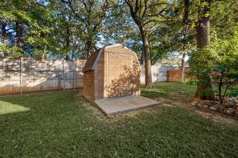 1712 Chittam Dr, Euless, TX 76039 photo 25